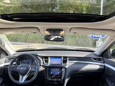 Used 2019 INFINITI QX50 Essential w/ Premium Heat Package image 20