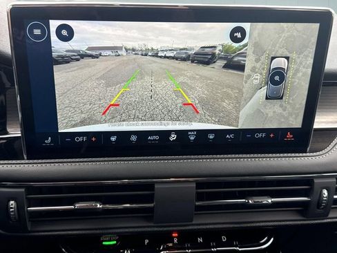 Used 2024 Lincoln Corsair AWD w/ Equipment Group 101A image 26