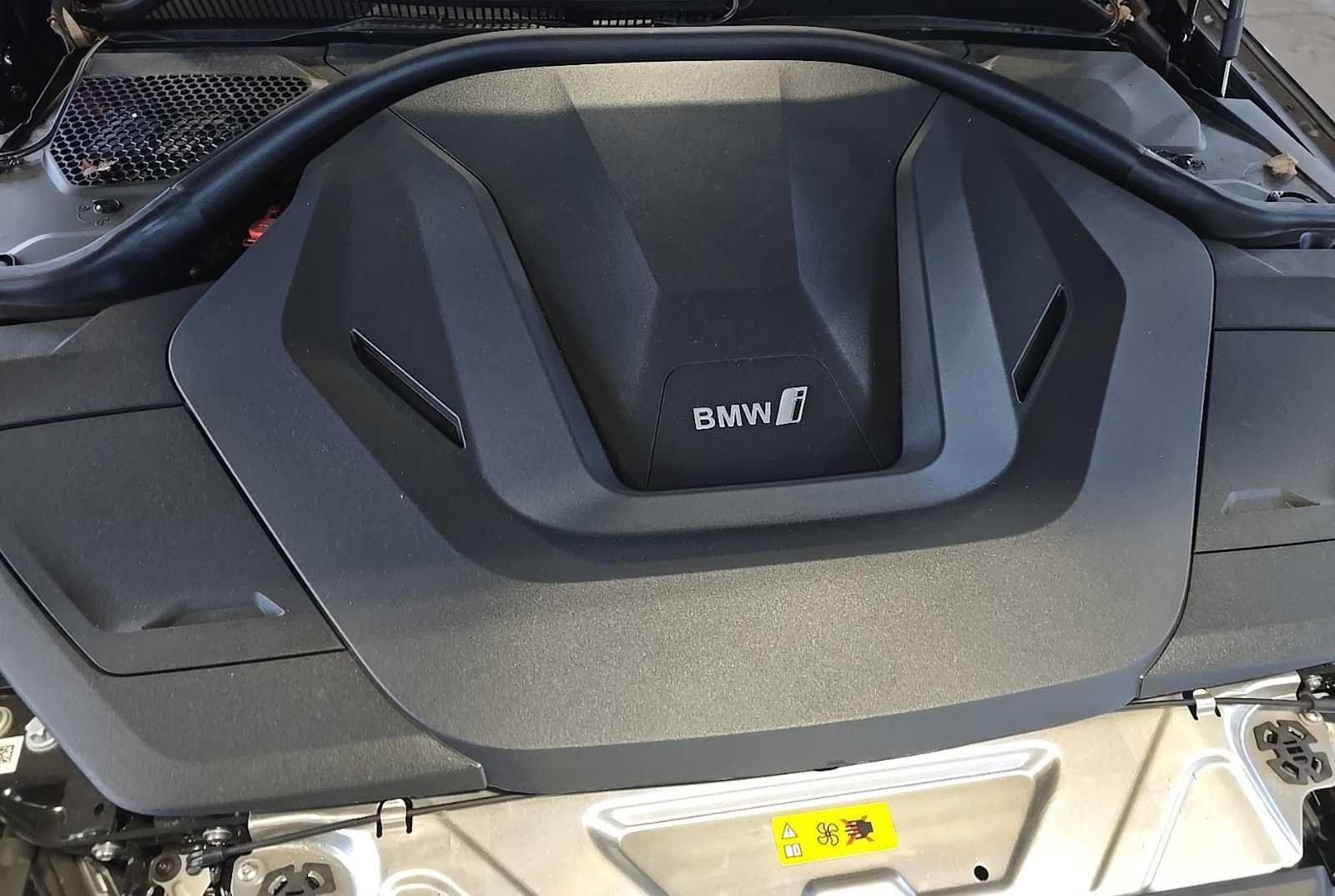 Used 2025 BMW i4 eDrive40 w/ M Sport Package RWD image 12