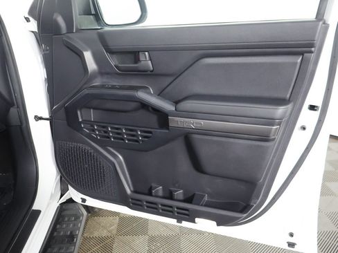 Used 2025 Toyota 4Runner TRD Off-Road image 22