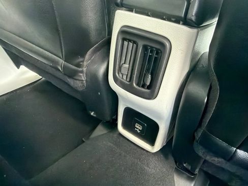 Used 2021 Jeep Compass Latitude w/ Sun and Sound Group FWD image 28