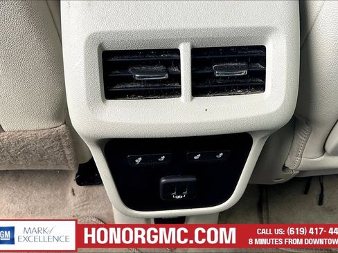Used 2018 GMC Terrain Denali w/ Advanced Safety Package FWD image 10