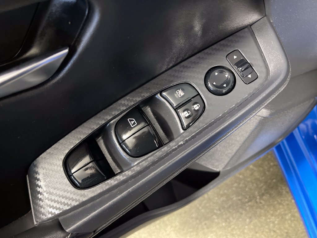 Used 2020 Nissan Sentra SV FWD image 16
