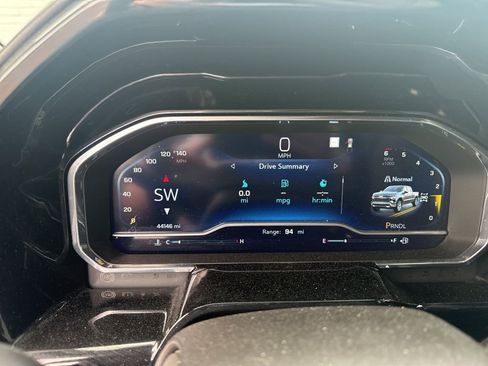 Used 2023 Chevrolet Silverado 1500 LT image 10