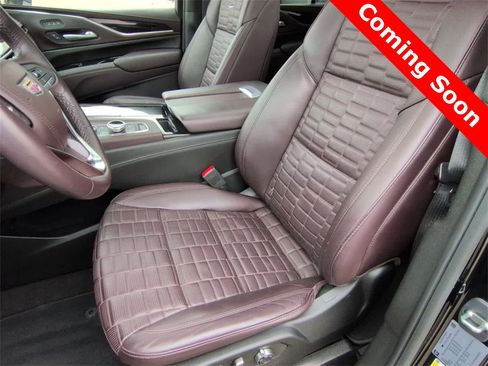 Used 2023 Cadillac Escalade Sport Platinum image 16