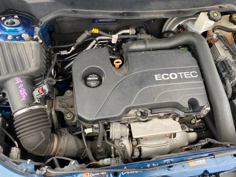 Used 2019 Chevrolet Equinox LT image 19