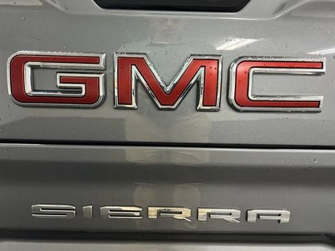 Certified 2022 GMC Sierra 1500 SLT w/ SLT Premium Package AWD/4WD image 29
