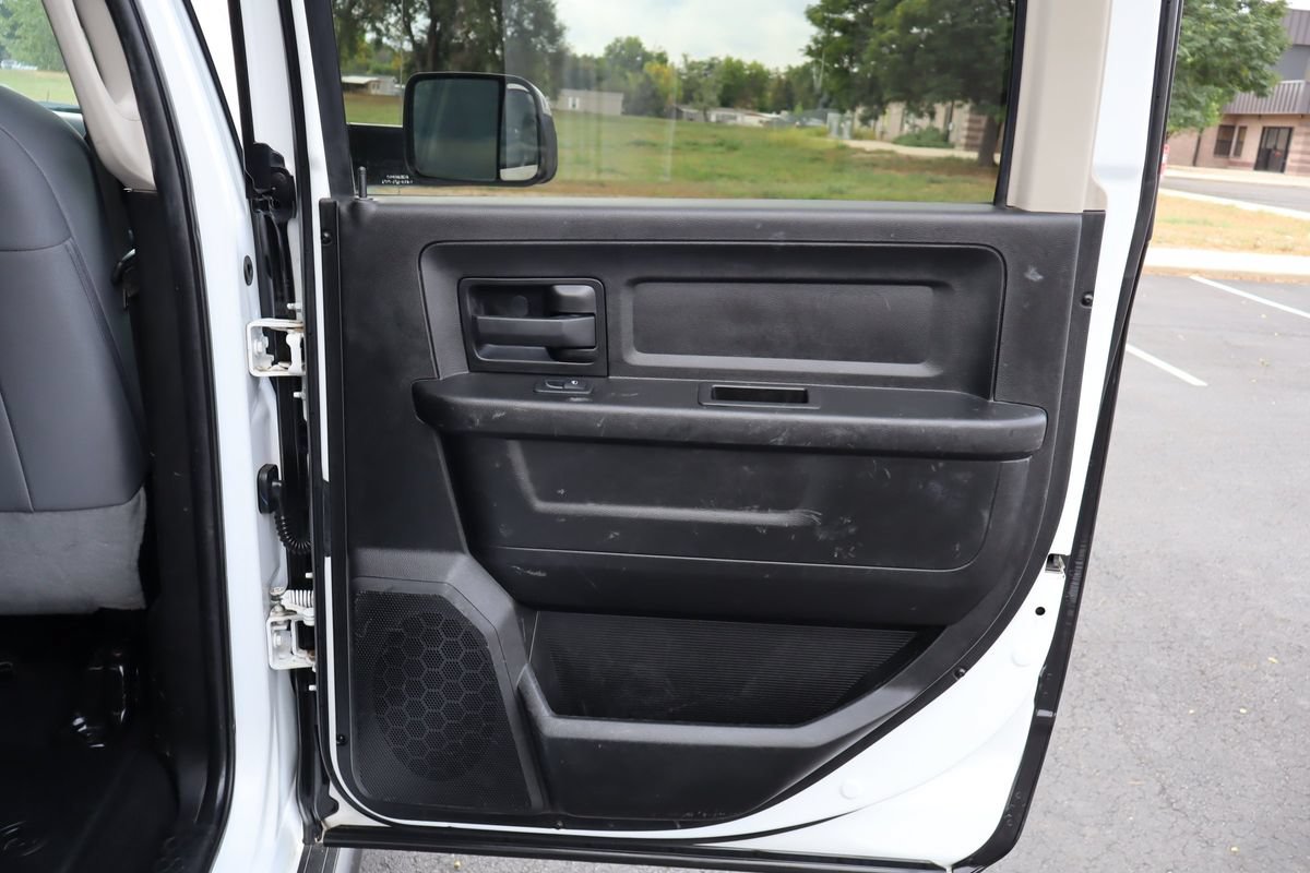 Used 2018 RAM 2500 Tradesman w/ Chrome Appearance Group AWD/4WD image 25