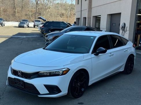 Used 2022 Honda Civic Sport image 1