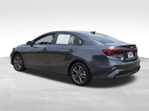 Used 2024 Kia Forte LXS FWD image 9