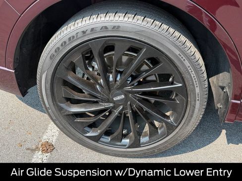 Used 2023 Lincoln Aviator Black Label AWD/4WD image 8