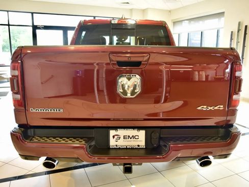 Used 2023 RAM 1500 Laramie AWD/4WD image 5