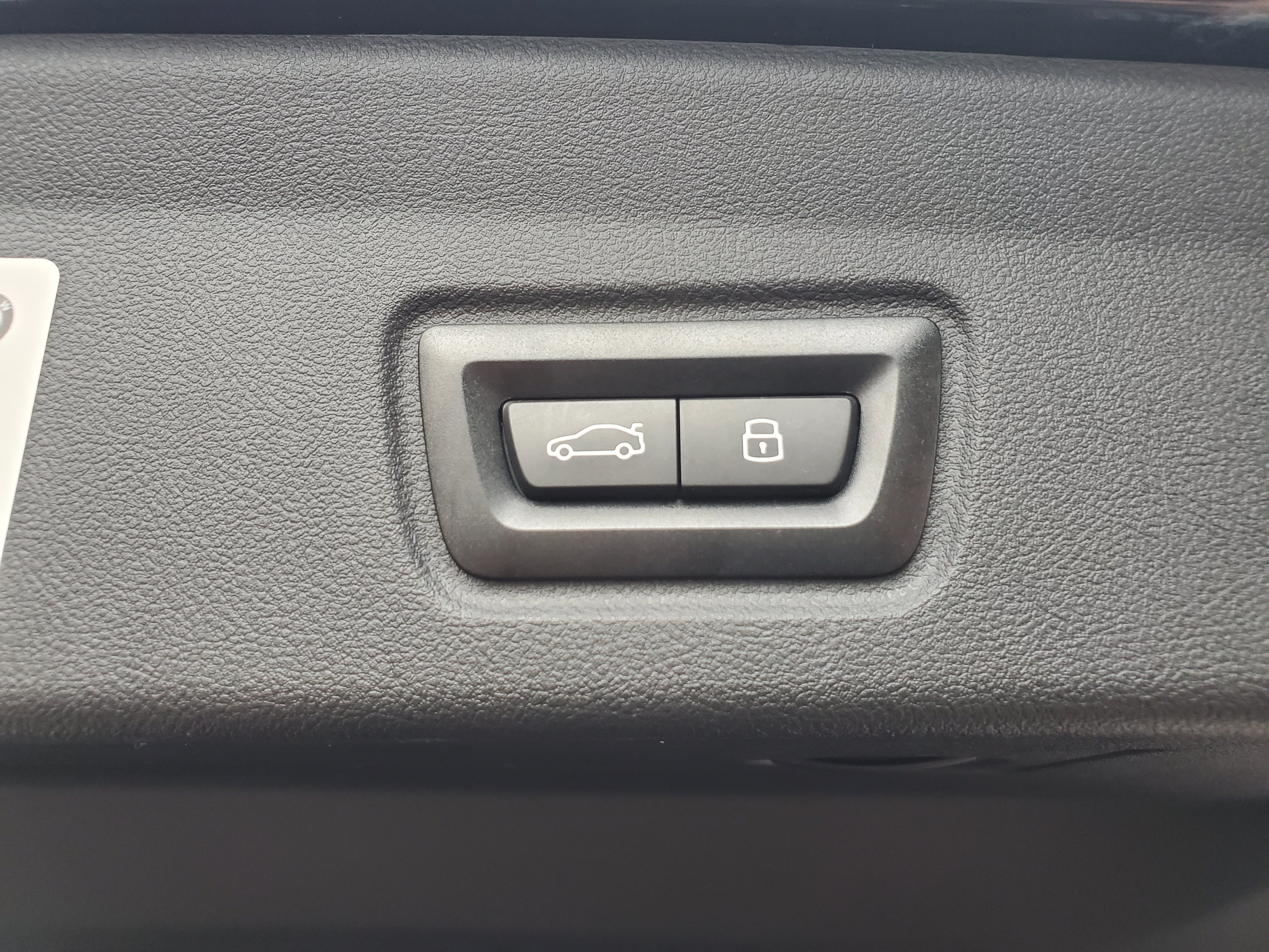 Certified 2024 BMW i4 eDrive35 w/ Premium Package RWD image 36
