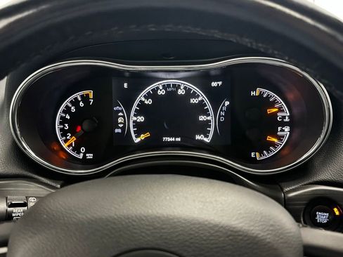 Used 2021 Jeep Grand Cherokee Laredo X AWD/4WD image 12