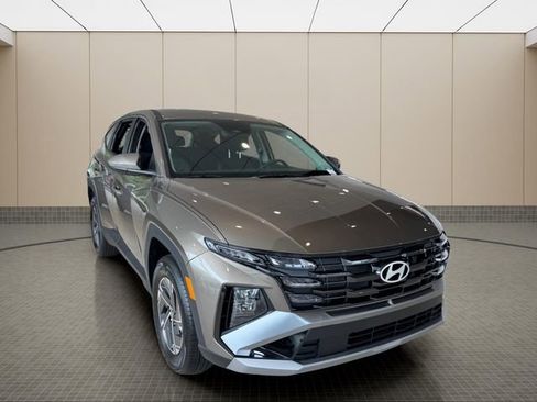New 2026 Hyundai Tucson Blue SE AWD/4WD image 2