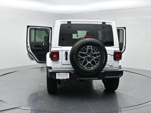 Used 2026 Jeep Wrangler Unlimited Sahara AWD/4WD image 27