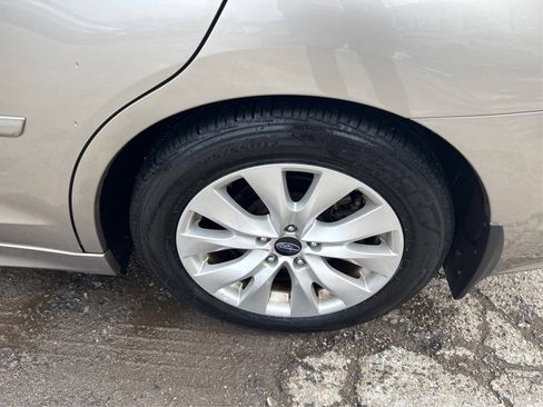 Used 2016 Subaru Legacy 2.5i Premium image 18