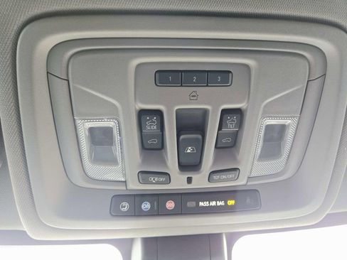 Used 2020 GMC Sierra 1500 Denali w/ Technology Package image 40