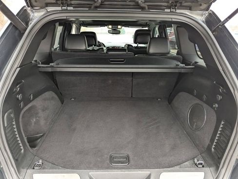 Used 2018 Jeep Grand Cherokee Trailhawk w/ Trailhawk Luxury Group image 19