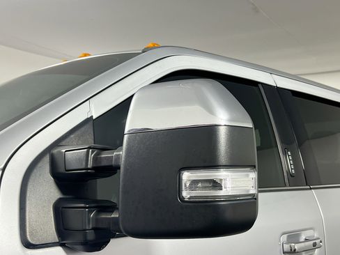 Used 2019 Ford F450 Platinum w/ Platinum Ultimate Package image 12