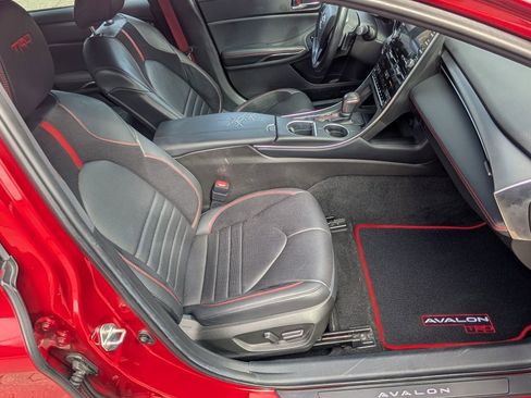 Used 2020 Toyota Avalon TRD image 21