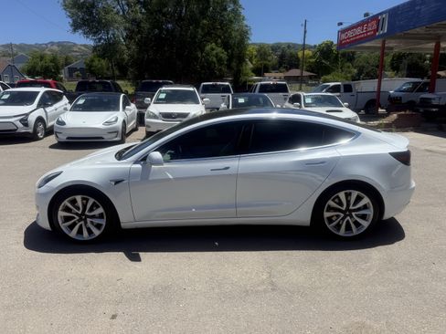 Used 2020 Tesla Model 3 Standard Range Plus RWD image 7