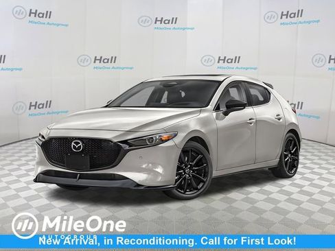 Certified 2025 MAZDA MAZDA3 Hatchback w/ Appearance Package AWD/4WD image 1