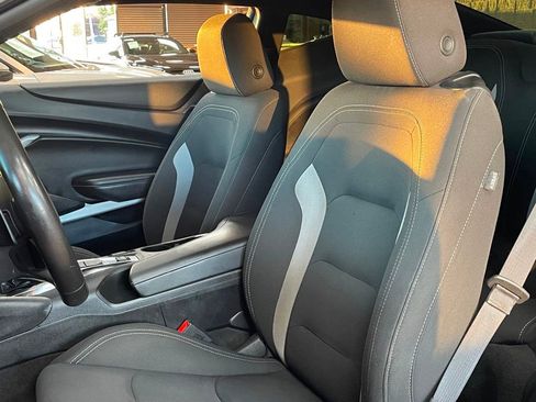 Used 2021 Chevrolet Camaro LT w/ RS Package image 18