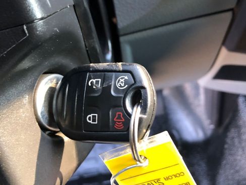 Used 2013 Ford F250 XL w/ PWR Equipment Group image 27