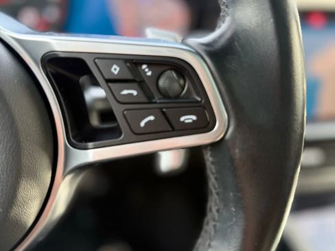 Used 2021 Porsche Cayenne AWD/4WD image 30