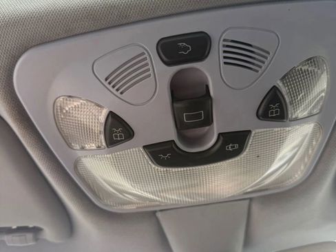 Used 2004 Mercedes-Benz C 230 Coupe image 8