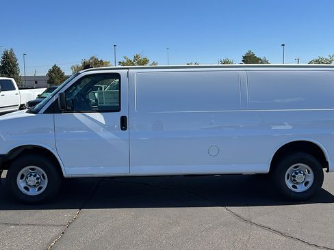 New 2024 Chevrolet Express 2500 Extended w/ Driver Convenience Package RWD image 8