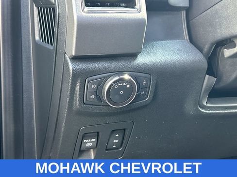 Used 2019 Ford F150 XLT w/ Equipment Group 302A Luxury AWD/4WD image 35
