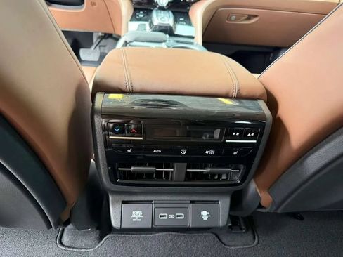 Used 2024 Acura MDX SH-AWD w/ Advance Package image 45
