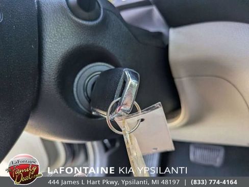 Used 2020 Kia Soul LX FWD image 21