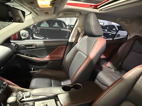 Used 2018 Lexus IS 300 AWD w/ Comfort Package image 24