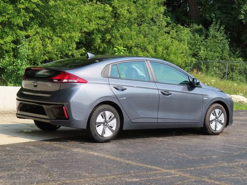 Used 2017 Hyundai Ioniq Blue FWD image 3