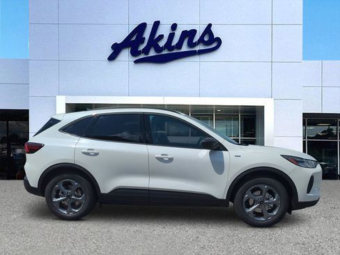 New 2026 Ford Escape ST-Line w/ Tech Pack #1 FWD image 1