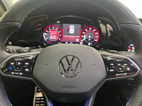 Certified 2024 Volkswagen Golf R 2.0T image 21