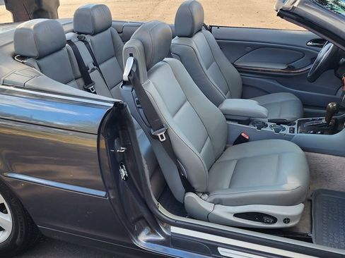 Used 2006 BMW 325Ci Convertible image 23