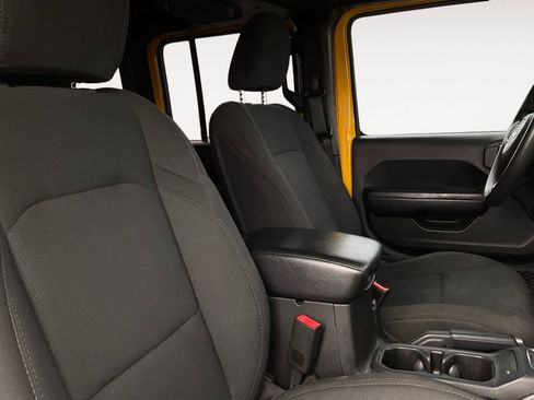 Used 2019 Jeep Wrangler Unlimited Sport image 18