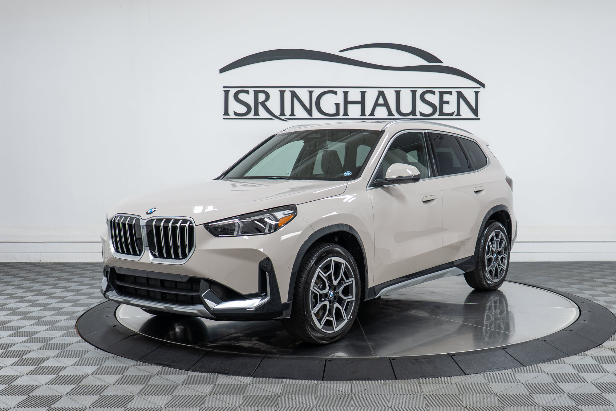 Used 2026 BMW X1 xDrive28i w/ Convenience Package AWD/4WD image 1