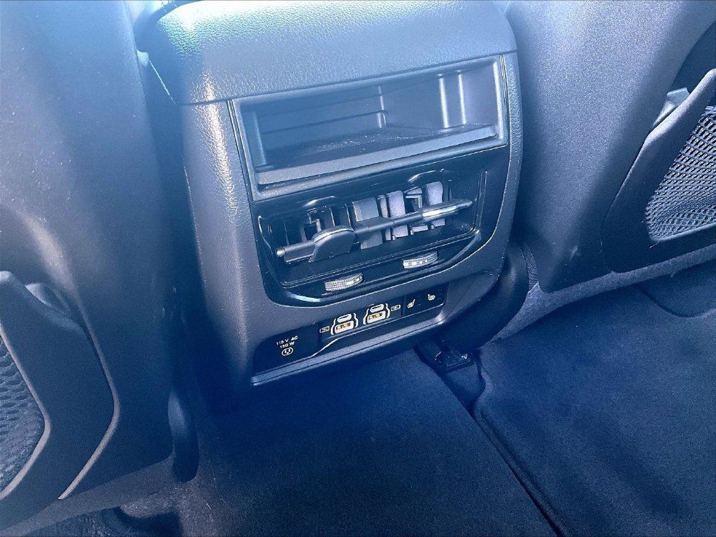 Used 2023 Jeep Grand Cherokee 4WD 4xe image 28