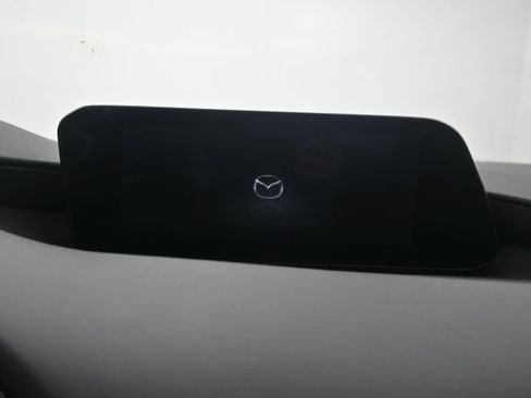 Used 2025 MAZDA MAZDA3 s image 9