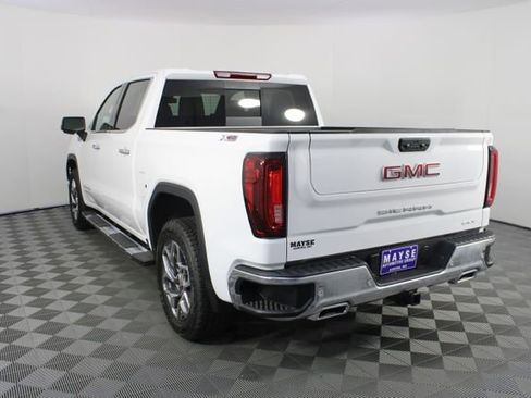 New 2026 GMC Sierra 1500 SLT image 25