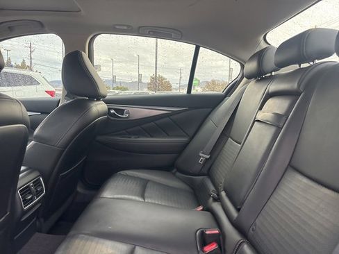 Used 2018 INFINITI Q50 Sport image 18