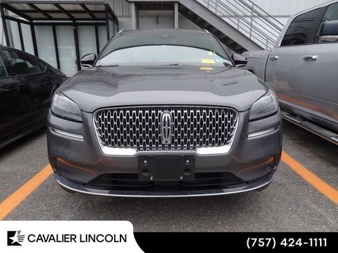 Used 2022 Lincoln Corsair Reserve w/ Equipment Group 201A AWD/4WD image 2