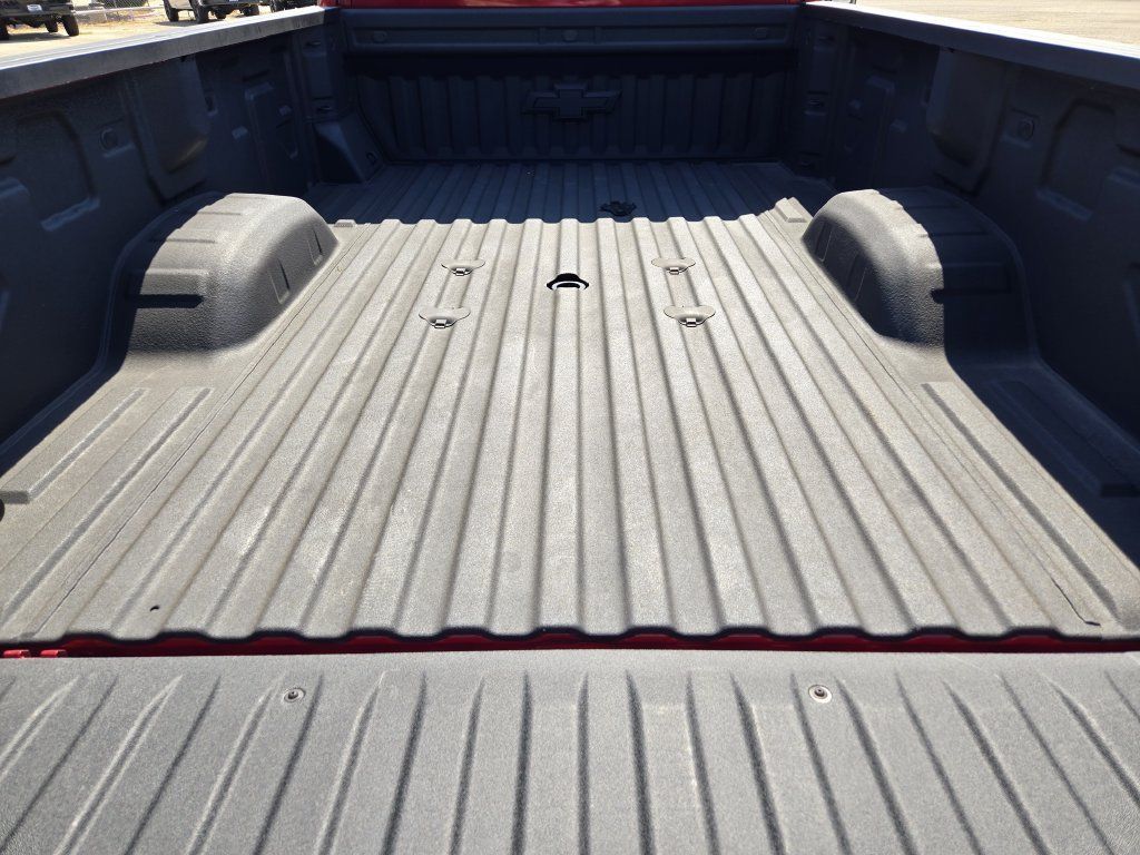 Used 2025 Chevrolet Silverado 3500 High Country w/ High Country Premium Package AWD/4WD image 33