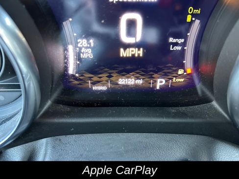 Used 2023 Jeep Wrangler Unlimited w/ Sun & Screen Package image 18