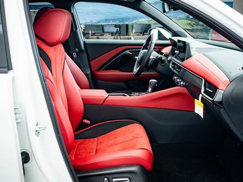 Certified 2025 Acura ADX A-Spec image 39